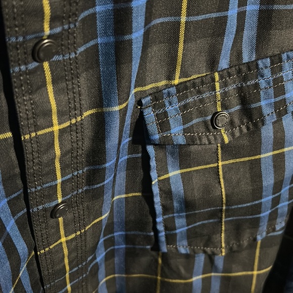 The North Face Long Sleeve Snap Button Up Shirt Collared XL Outdoor Hiking - Picture 4 of 7